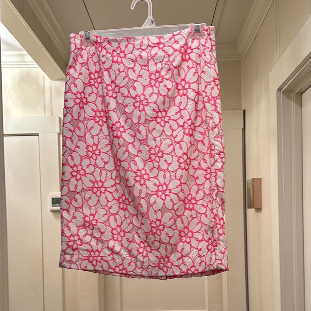 Lilly Pulitzer Pink and White Floral Pencil Skirt